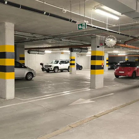 Wroclawska Two Bedroom Apartment